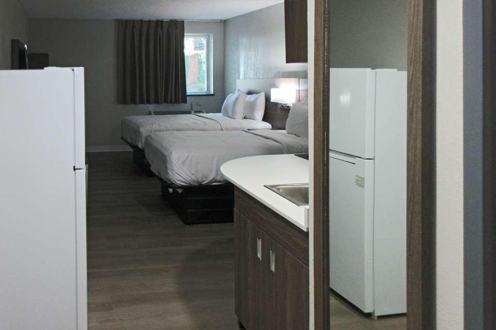 Suburban Studios Milwaukee Airport الغرفة الصورة