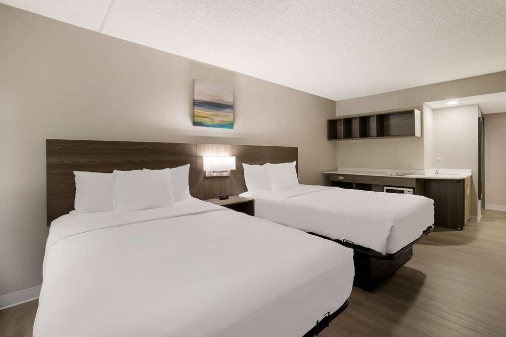 Suburban Studios Milwaukee Airport الغرفة الصورة