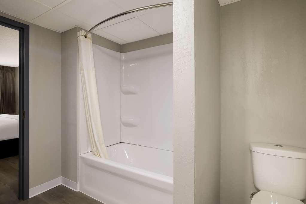 Suburban Studios Milwaukee Airport الغرفة الصورة