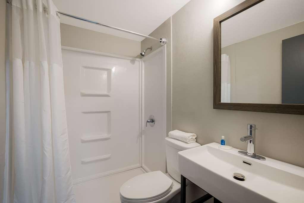 Suburban Studios Milwaukee Airport الغرفة الصورة