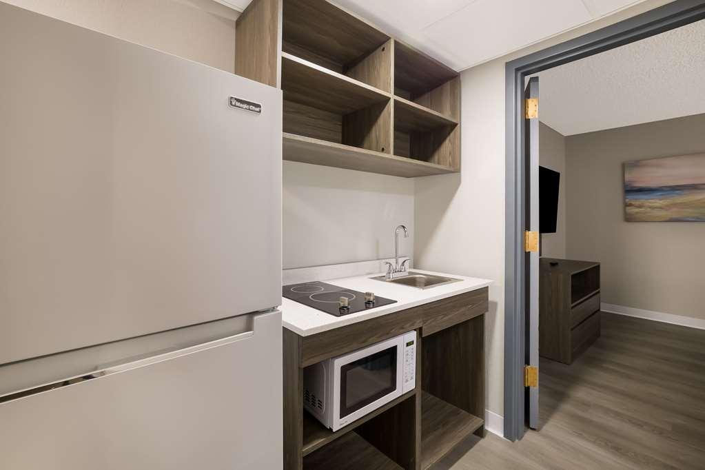 Suburban Studios Milwaukee Airport الغرفة الصورة